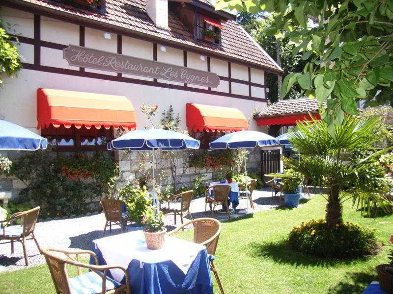 Hotel Les Cygnes Évian-les-Bains Exterior foto